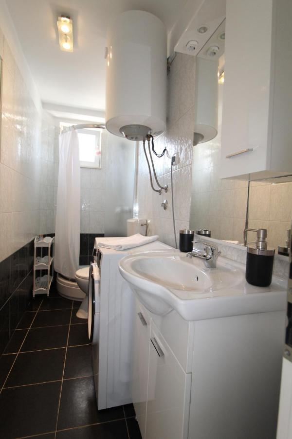 Apartment Matijas, 3 Bedroom Apt With Terrace And Parking Сплит Экстерьер фото